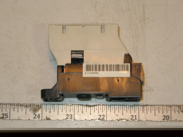 New cutler-hammer iec 3 pole contactor E111A12X3N