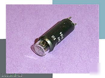 Type 933 (24 volt) sylvania bi-pin cartridge lamp