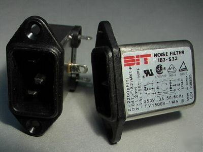 Ac power inlet with noise filter for hi-fi audio amp
