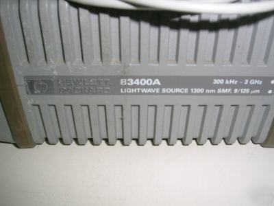 Hp 83400A lightwave source module. 300KHZ to 3GHZ