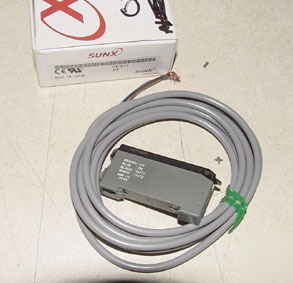 New sunx fiber optic sensor amplifier fx-D1P in box