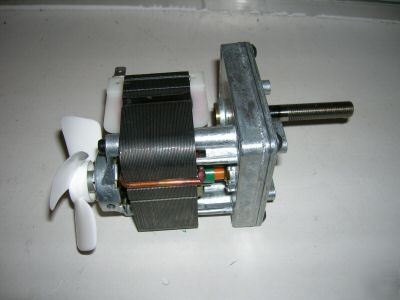 Merkle-korff - gearmotor .95AMP, 23RPM out 115 volt