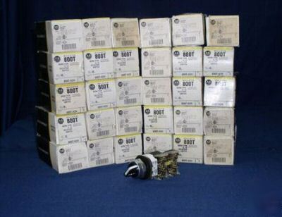 New allen bradley 2 position selector switch #800T-H2H 