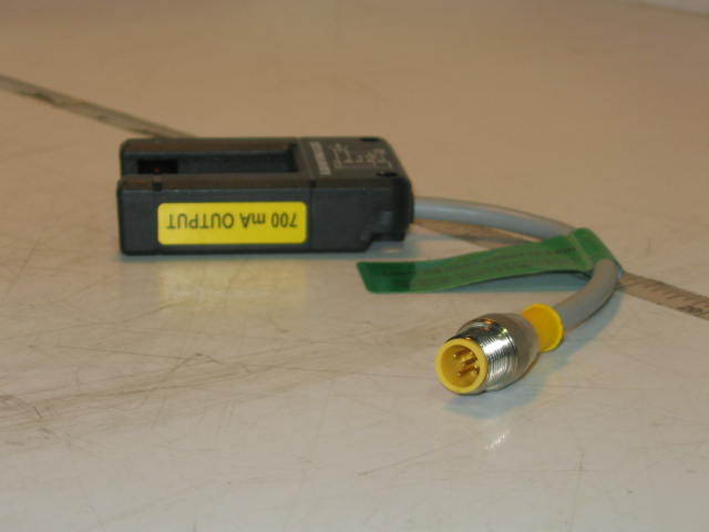 New banner SL30 sensor SL030VB6YQPMA13LODO