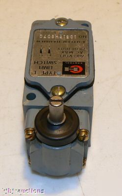 New cutler hammer 10316H607C type l limit switch 