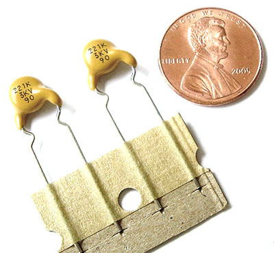 High voltage ceramic disc capacitor ~ 220PF 3000V (25)