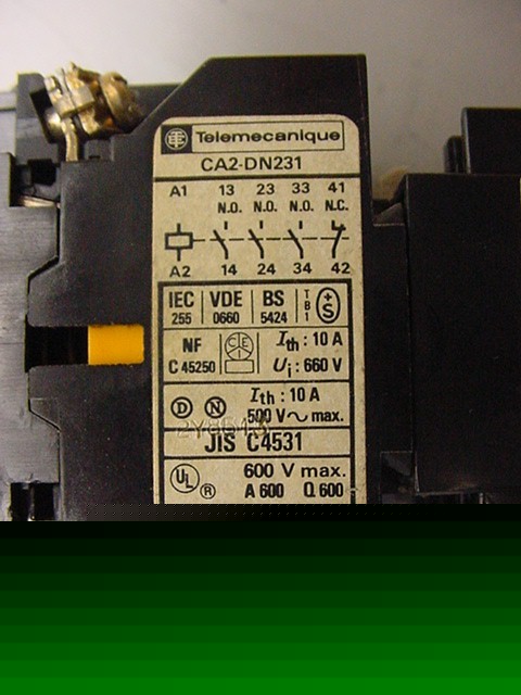 5 telemecanique contactors CA2-DN231 10A 600VAC 24VDC 