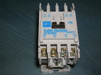 Cutler-hammer contactor D15CR22 series B1 T2000 A600 