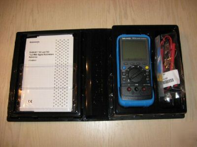 New tektronix TX3 digital multimeter - -