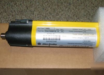 Allen-bradley safety light curtain 63