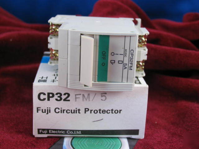 CP32 fm/5 fuji 5 amp 2 pole 240V circuit protector 
