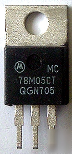Voltage regulator MC78M05CT 1/2A .5A 500MA 5V mot (10)
