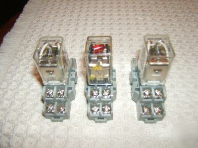 [3] square d 24VDC ice cubed relays w/ bases.
