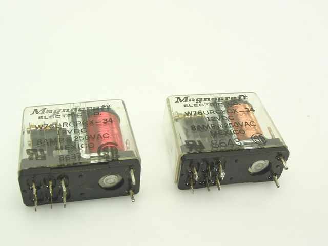 Magnocraft W76URCPCX-34 2 relays 12VDC 8AMP@250VAC