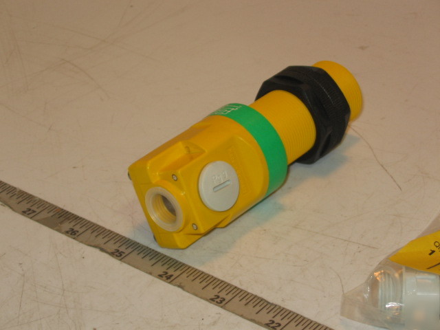 New turck proximity sensor BC10-P30SR-VN4X2