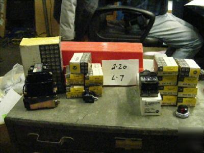 15 allen bradley mixed lot 800T 1/492700N /42GRR