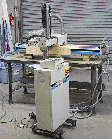 Cincinnati milacron linear coordinates pick&place robot