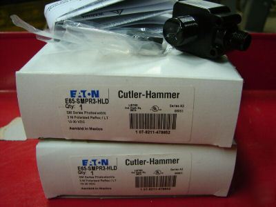 New eaton cutler hammer sm photo electric sensor dc 