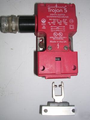 Trojan 5 guardmaster interlock safety switch 44501-0120