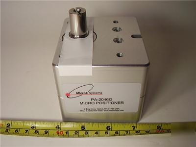 New microe systems micro positioner pa-2046G