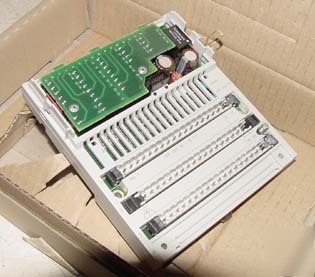 2PC schnieder tsx momentum i/o base 170ADI54050