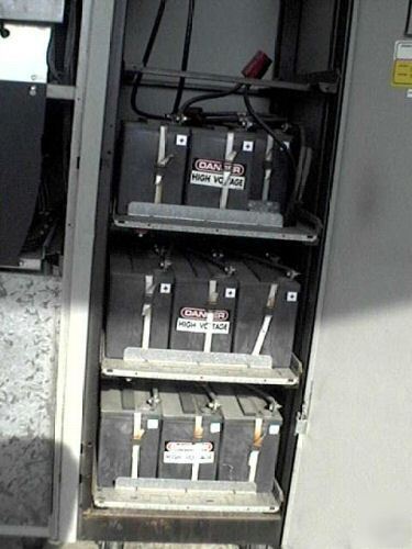 Liebert 300 series - 15 kva ups -480/120/208 v- 3 phase