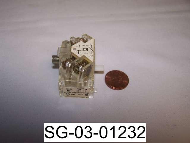 New (2) square d 9001 ka 1 finger sage contact blocks 