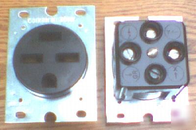 P&s 5740 30 amp 250 volt 15-30R 3 phase receptacle