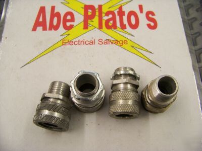 Appleton, hubbell, strain relief 1/2'' connectors