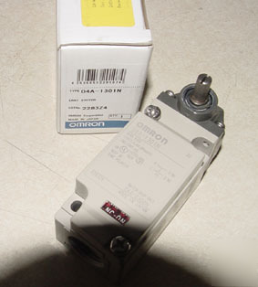 New omron limit switch D4A-1301N in box
