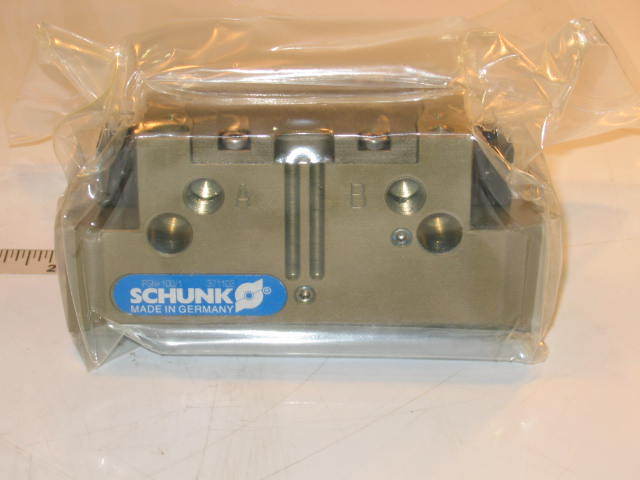 New schunk 2-finger pneumatic parallel gripper pgn 100+