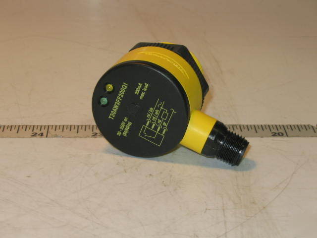 New banner ez-beam T30 series sensor T30AW3FF200Q1