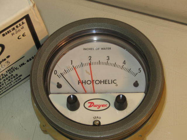 New dwyer differential pressure gage 172063 0-5 in wc 