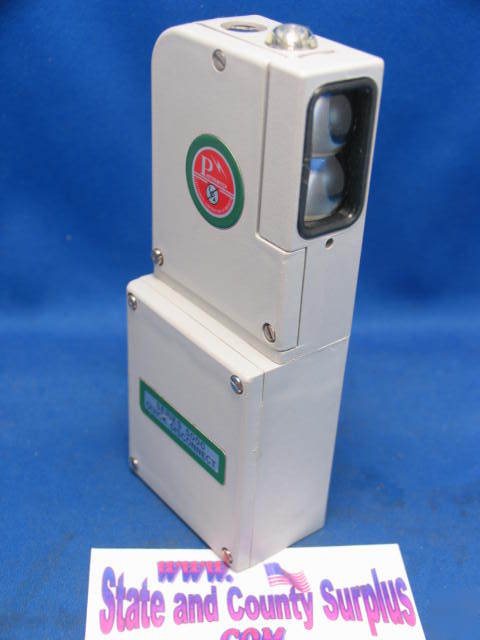 42MRL-5000 allen bradley photohead w 42MTB-5000 base