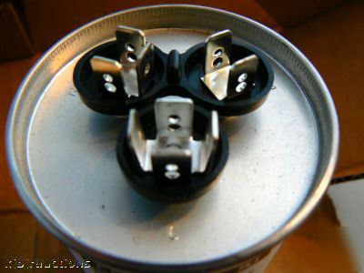 2 allied air 89M74 capacitors cat # R38514D010 