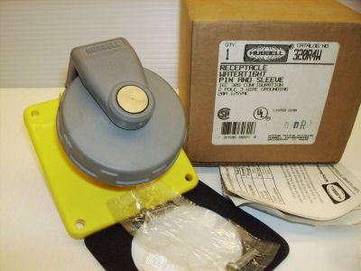 Hubbell pin & sleeve receptacle HBL320R4W 320R4W 