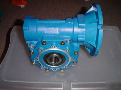 Motovario SW063T 463358 40:1 hollow bore gear reducer